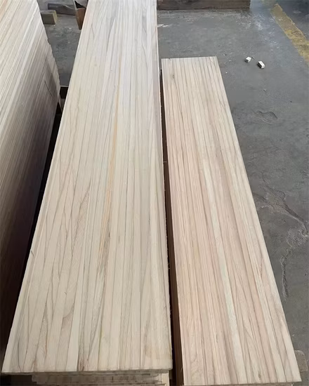 20 mm Streifenbreite, laminierter Paulownia-Holzkern für Surfbretter